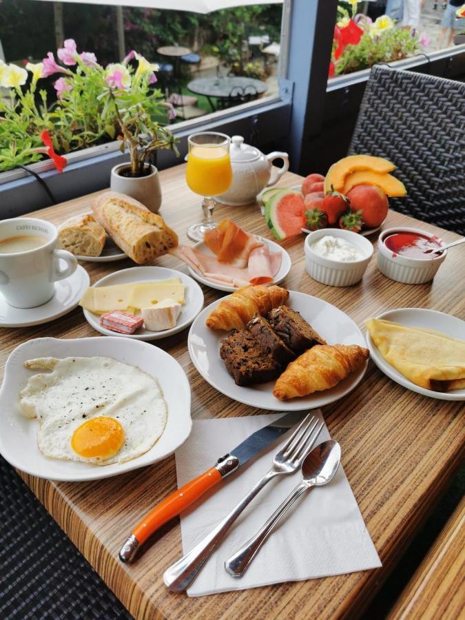 Hotel L'Escapade เลอลาวองดูว์ ภายนอก รูปภาพ