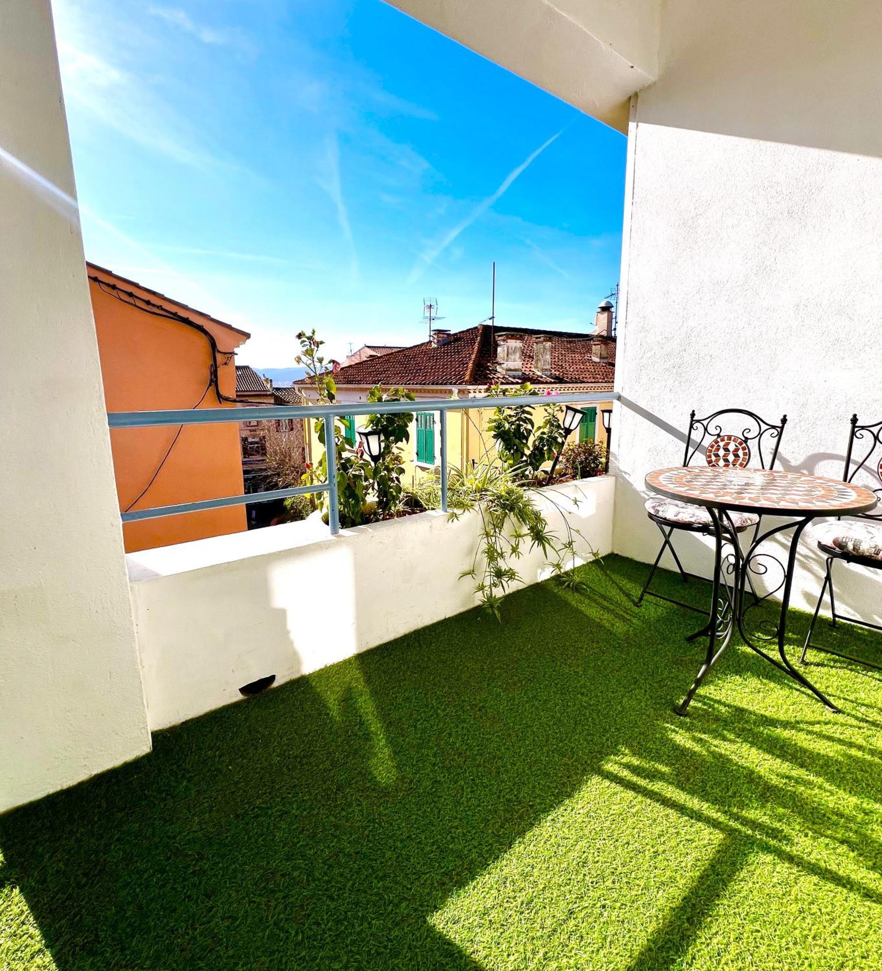 Hotel L'Escapade เลอลาวองดูว์ ภายนอก รูปภาพ