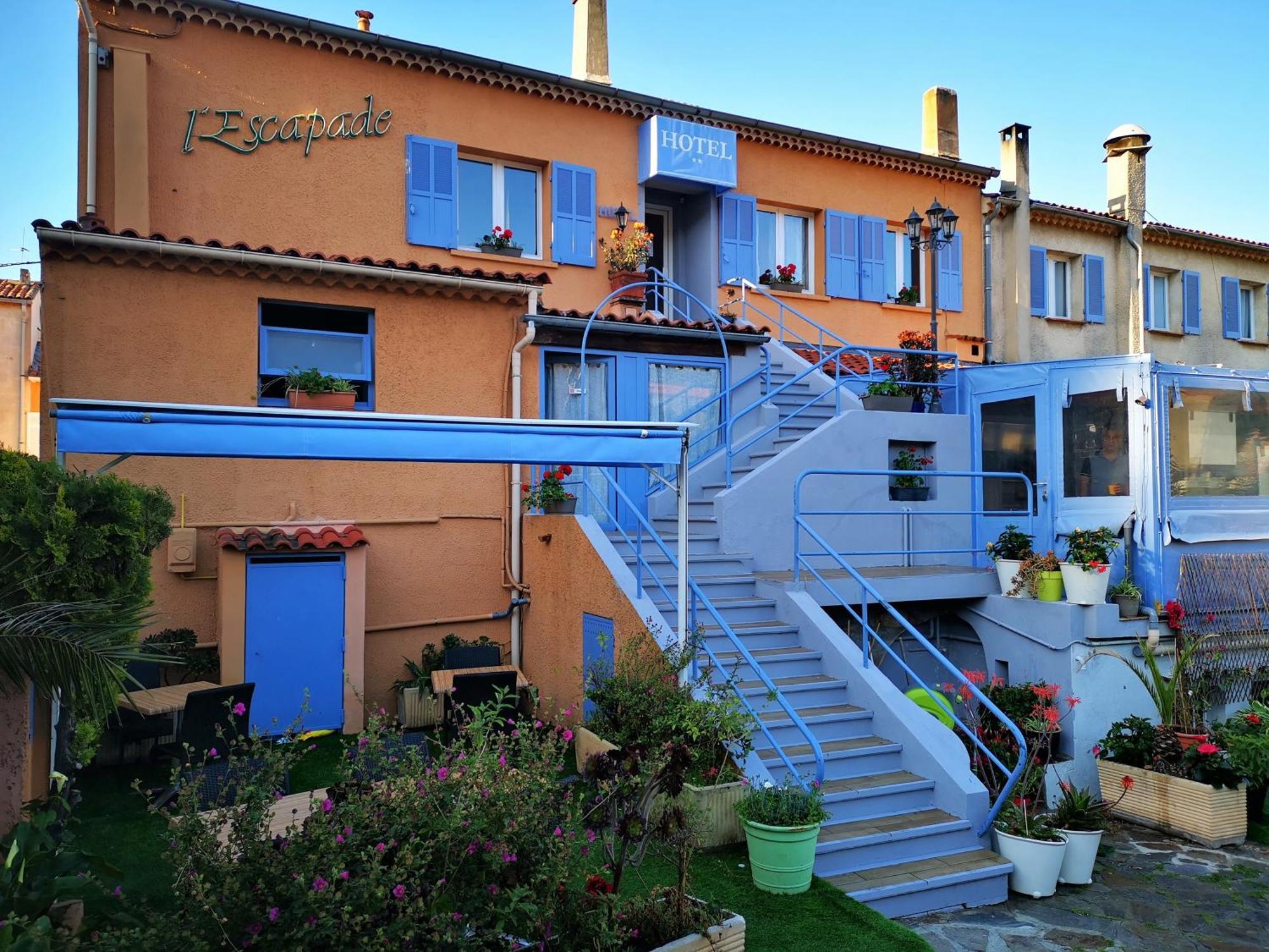 Hotel L'Escapade เลอลาวองดูว์ ภายนอก รูปภาพ