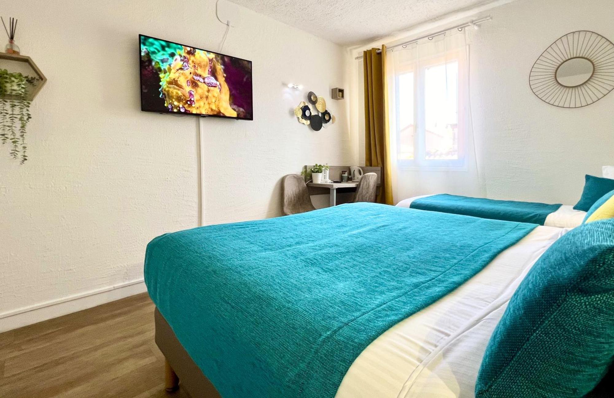 Hotel L'Escapade เลอลาวองดูว์ ภายนอก รูปภาพ