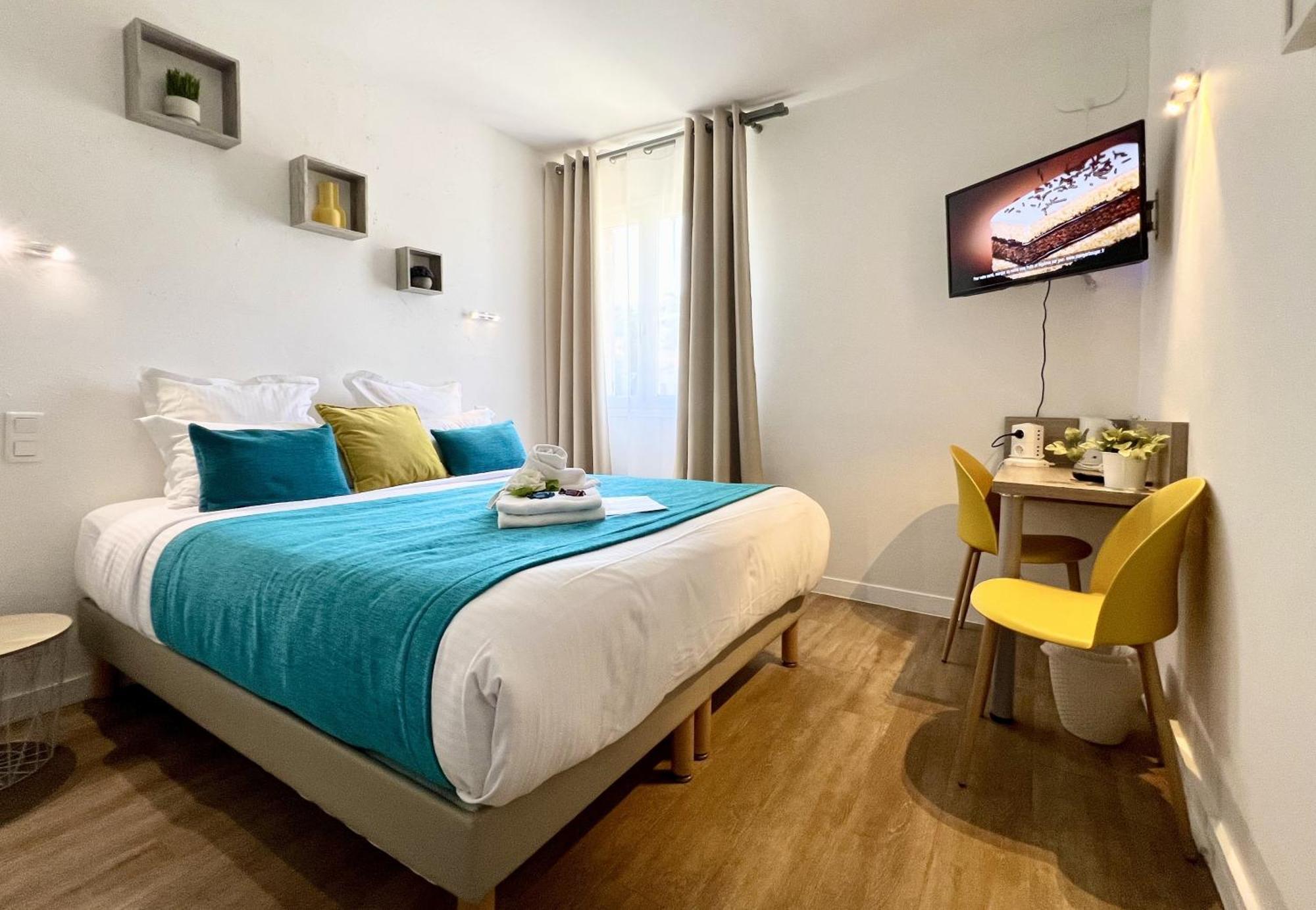 Hotel L'Escapade เลอลาวองดูว์ ภายนอก รูปภาพ